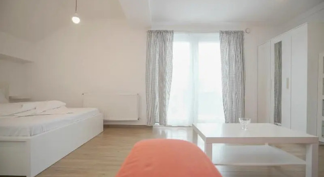 CN2i Luxury Accommodation Traian
