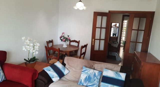 Central 2-Bed Apartment in Estepona Port, Забронировать Апартаменты/квартира Отели Эстепона с парковкой, рядом с Палеонтологический музей, Парковка