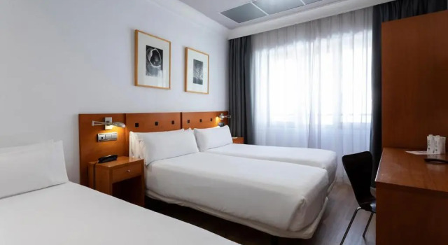 Трёхместный номер Petit Palace Cliper-Gran Vía