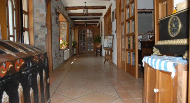 El Urogallo, Prenota Hotel Noceda 