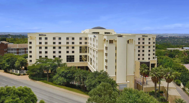 Отель NH Johannesburg Sandton