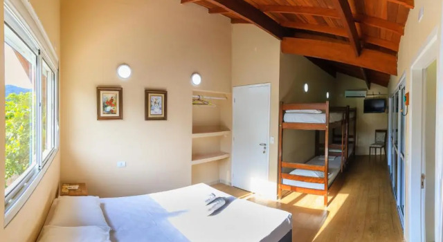 Люкс Deluxe Guarujá Hostel