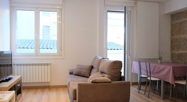 Attractive Apartment in Ourense with a View, Prenota Appartamento Ourense 