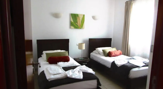 Lovely 2-bed Apartment in Santa Maria, Забронировать Апартаменты/квартира Апартаменты Санта-Мария, рядом с Viveiro, Botanical Garden &amp; Zoo di Terra, Апартаменты/квартира