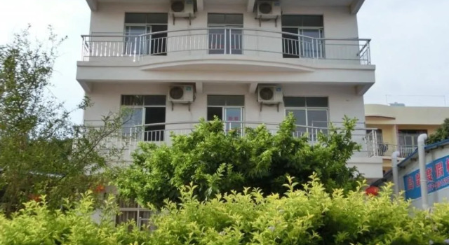 Memory in the Bottle Inn (Weizhou Island Dishui Danping)