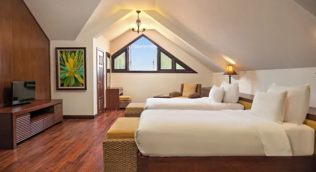Luxury Villas - Villa Danang Beach, Rezervovat Vila Hotely v Da Nang s bazénem, poblíž Upside Down World Danang, Bazén