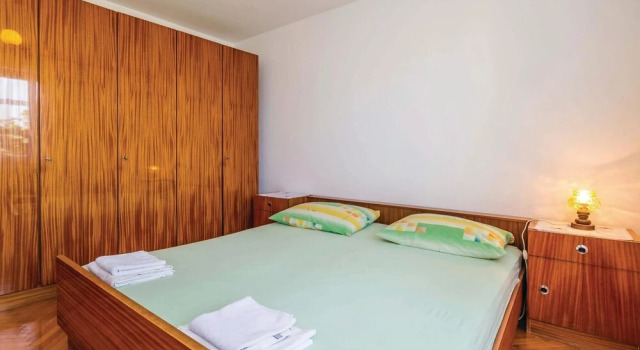 Amazing Home in Senj With Wifi and 2 Bedrooms, Prenota Hotel Segna 
