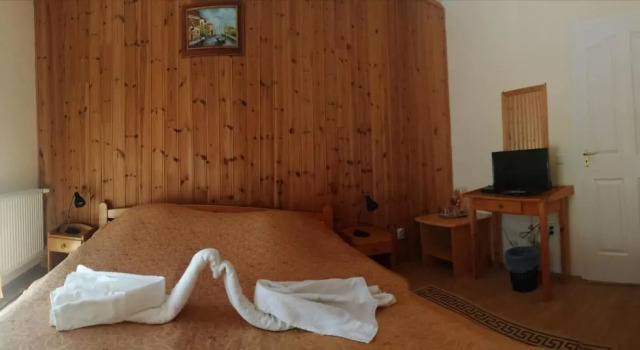 Четырёхместный номер Standard Hotel Hajnal