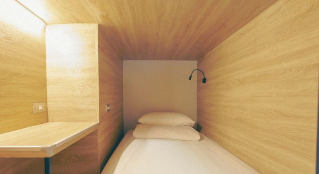 Кровать в общем номере (женский номер) DONGMEN 3 Hostel
