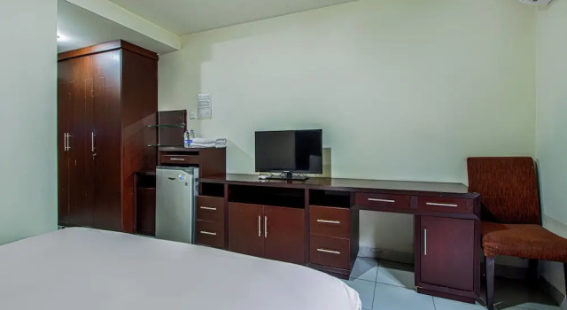 Suite Plaza 68 Residence