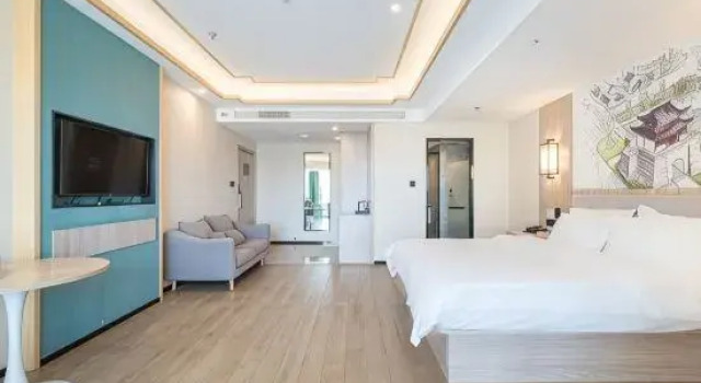 Люкс Yin Hu Hotel (Wanda maoxianlin University Town Nanjing)