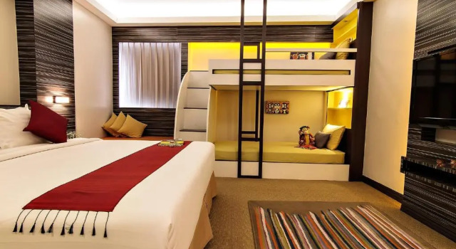 Семейный номер Standard Bossotel Bangkok