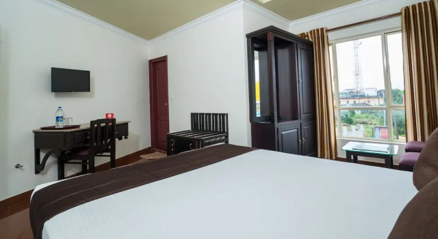 OYO 10428 Hotel Sandal Breeze
