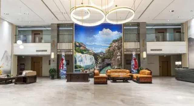 Linzhou Hongyuexing Grand Hotel, Rezervovat Hotel Linzhou Henan