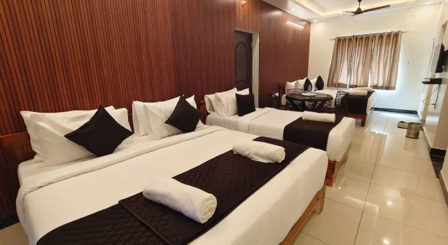 Номер Deluxe Sai RBM Grand Inn