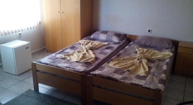 Hotel Barba Yani