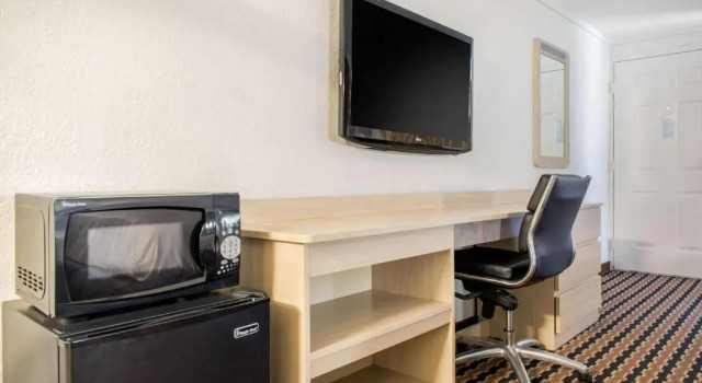 Номер Standard Rodeway Inn Sharonville - Cincinnati North