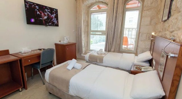 Superior- dobbelt værelse med altan Azzahra Hotel