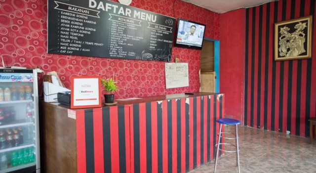 RedDoorz near Stadion Diponegoro Banyuwangi, Reserva ahora Hotel Giri Java Oriental