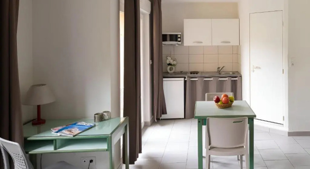 Студия с балконом Appart Hotel Corte HR