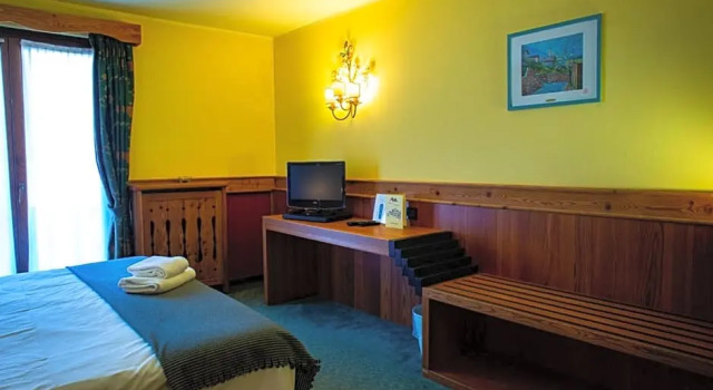Номер с балконом Hotel De Champoluc