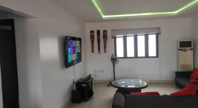Cosy and Large Apartment in Lagos, Nigeria, Book Apartment Ikeja 