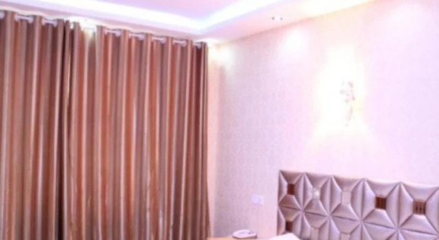 Linshu Mingman Business Inn, Prenota Hotel Hotel a Shandong con parcheggio, Parcheggio