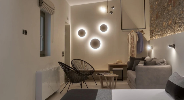 Четырёхместный семейный номер Standard Zaira Hotel