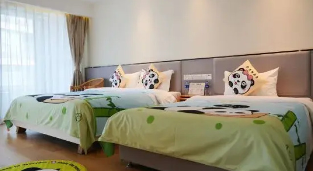 Двухместный семейный люкс c 1 комнатой Shengboshidan Hotel (Qingcheng Mountain Scenic Area High speed Railway Station)