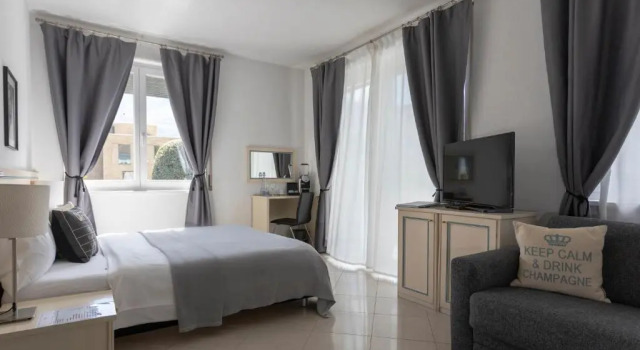 Двухместный номер Deluxe с балконом Albergo Mirador Ascona