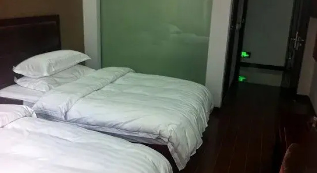 Номер Standard Xiangzhou Jinlin Hotel