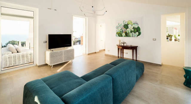 Villa Pales, Book Villa Licata 
