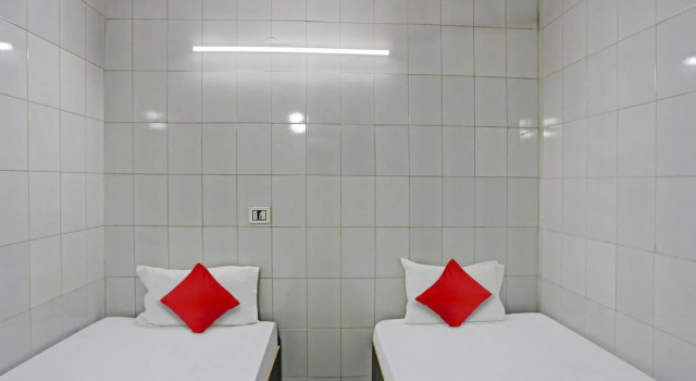 OYO Flagship 80638 Maharaja Rooms And Stay, Забронировать Отель Бизнес-отели Нойда, рядом с The Great India Place, 4* 5*