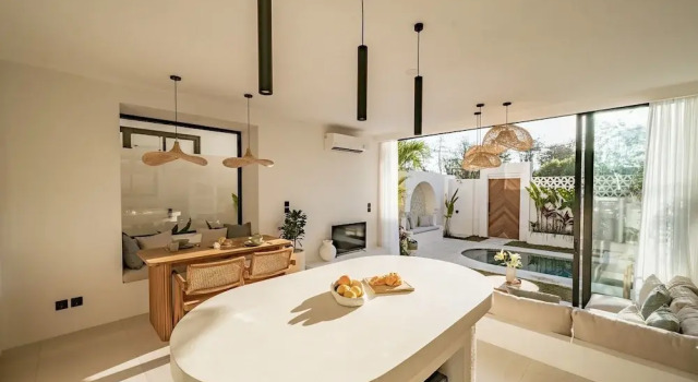 Villa Yuni Uluwatu, Rezerwuj Willa Wille w Bali, Willa