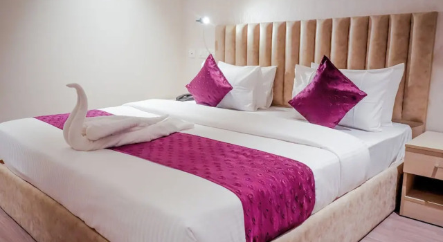 Люкс Superior The Vantage Inn, near US Consulate Gachibowli Hyderabad