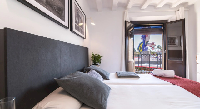 Port in Barcelona with 1 bedrooms and 1 bathrooms, Забронировать Отель Барселона провинция Барселона, рядом с Приход Св. Августина