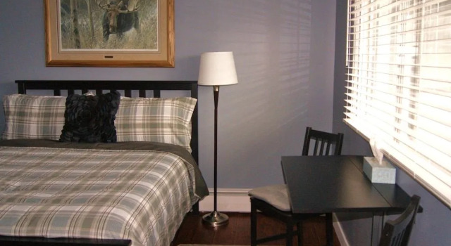 Stardust Inn and Chalets, Buchen Sie Chalet Pincher Creek Alberta