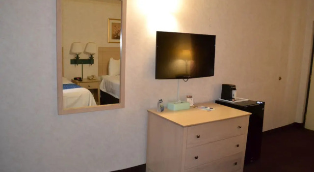 Двухместный номер Accessible Standard Travelodge by Wyndham Niagara Falls - New York
