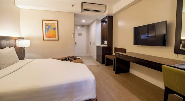 Номер Standard с балконом Harolds Hotel Cebu