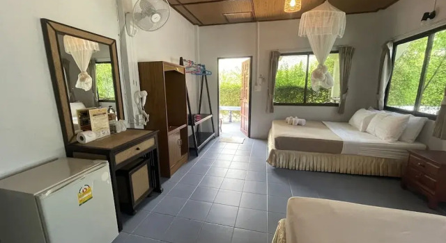 Четырёхместное бунгало Standard Pens Bungalow Koh Phangan