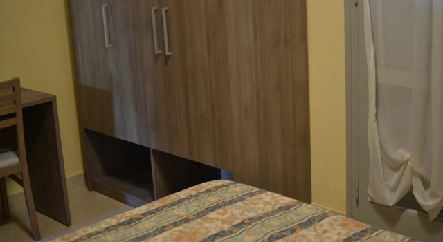 Hotel Universo, Забронировать Отель Монтекатини-Терме Тоскана, рядом с Montecatini Train Station