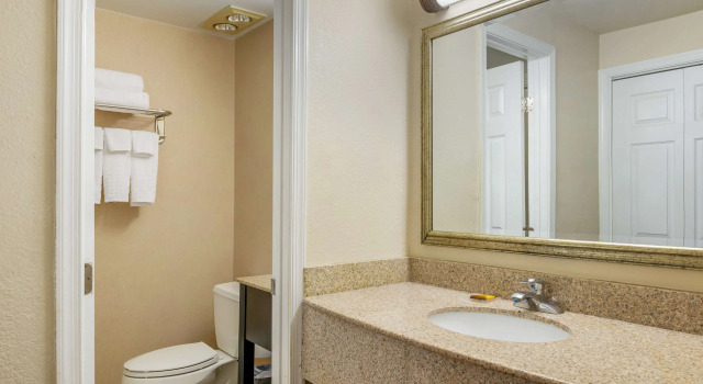 Четырёхместный люкс Best Western PLUS Governors Inn Richmond