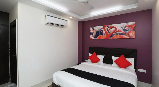 Hotel Sky Bridge by OYO Rooms