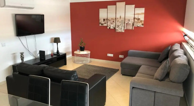 Апартаменты Superior Modern 2 Bed Apartment 5km Carvoeiro