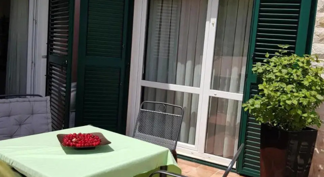 Rooms Leda, Book Hotel Garjak Dalmatian Zagora