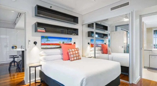2-bed Brisbane City Pad With Pool & Gym, Забронировать Апартаменты/квартира Брисбен Brisbane Region, рядом с Торговый центр Queen Street