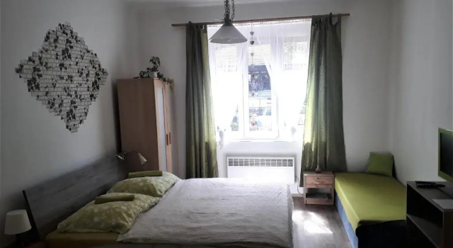 Апартаменты с 2 комнатами Apartmány Karlštejn