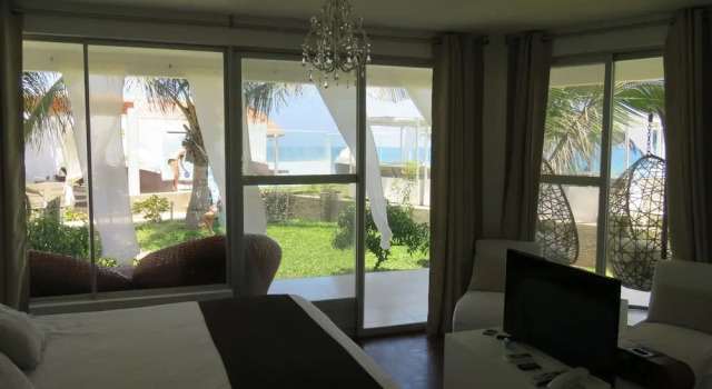 Люкс с балконом Suites del Mar