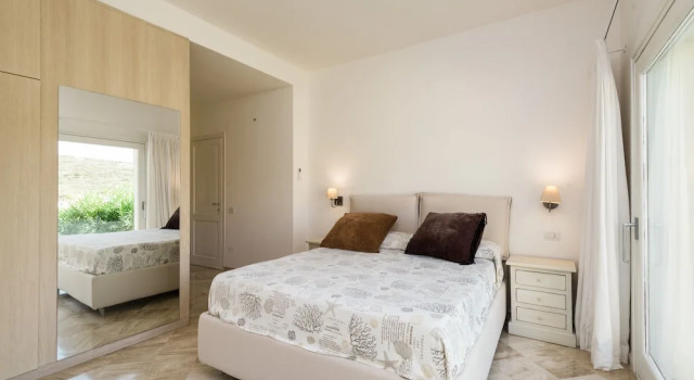 Апартаменты с 3 комнатами с балконом SAbba seafront apartments - Your House in Sardinia