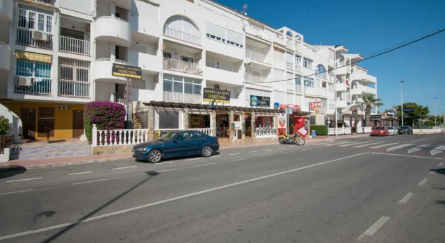 087 Design Studio - Alicante Holiday, Забронировать Бутик-отель Отели Торревьеха с бассейном, рядом с Molino del Agua Park Municipal Natural Park, Бассейн